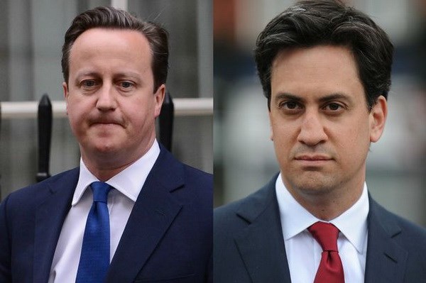 Thủ tướng Anh David Cameron và Thủ lĩnh Công đảng Ed Miliband (phải).